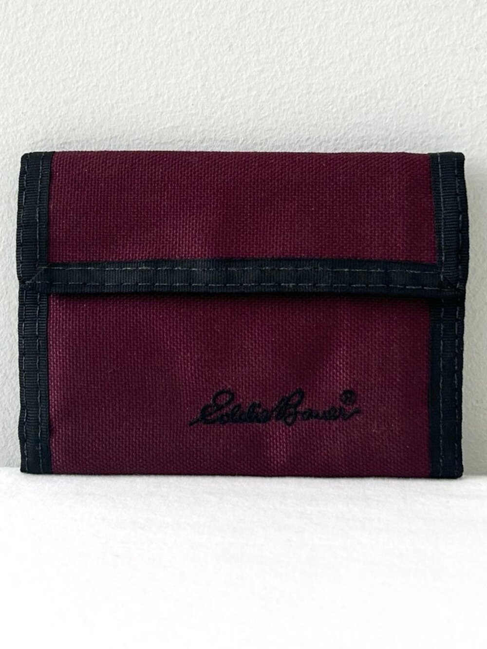 Vintage EDDIE BAUER Trifold Wallet Burgundy Nylon Hook Loop Flap Close USA Y2K